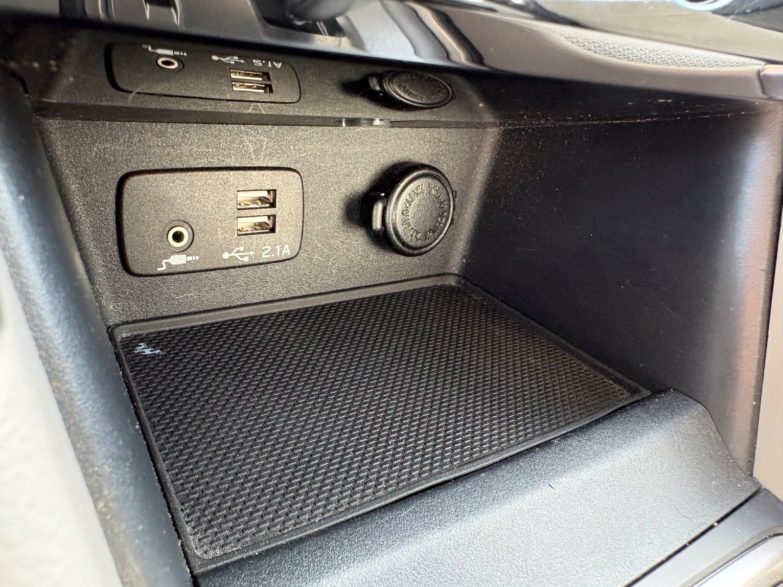 Used 2019 Subaru Forester Premium AWD/4WD image 21