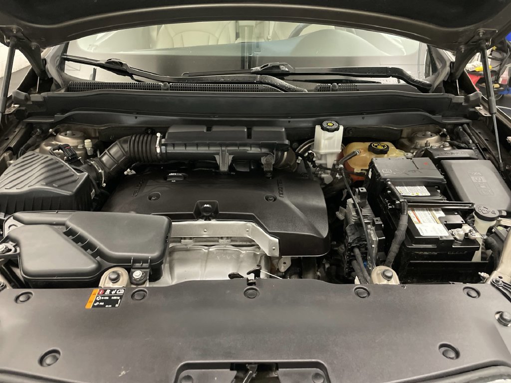 Used 2019 Buick Envision Essence AWD/4WD image 23