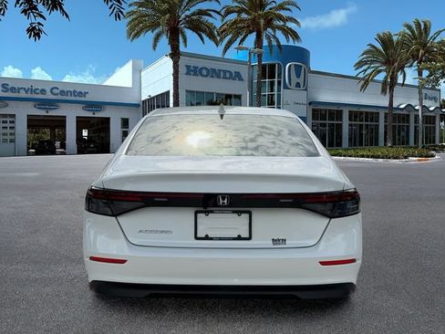 Certified 2024 Honda Accord LX image 7