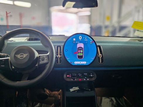 Used 2025 MINI Cooper Countryman S image 13