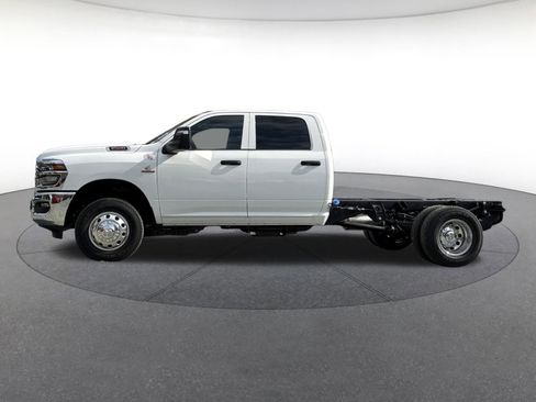 New 2026 RAM 3500 Tradesman w/ Chrome Appearance Group image 2