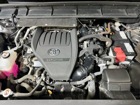 Certified 2023 Toyota Highlander LE FWD image 27