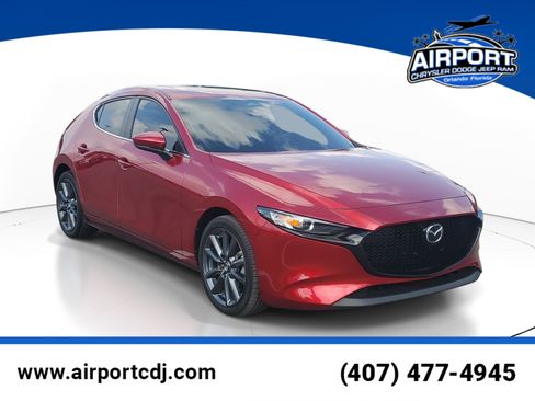 Used 2024 MAZDA MAZDA3 s FWD image 1