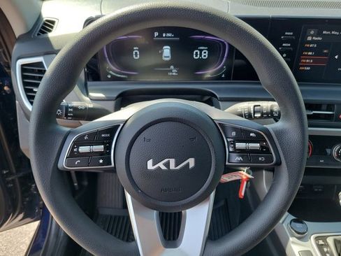 Certified 2026 Kia Seltos LX FWD image 15