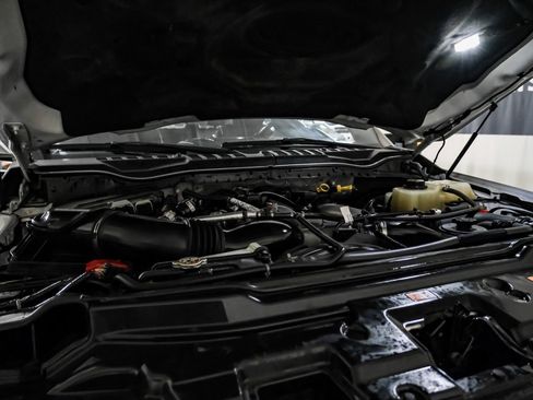 Used 2019 Ford F250 Platinum w/ Platinum Ultimate Package image 45