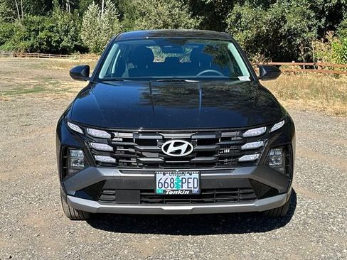Used 2026 Hyundai Tucson Blue SE AWD/4WD image 3