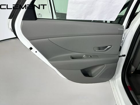 Certified 2026 Hyundai Elantra Sport FWD image 29