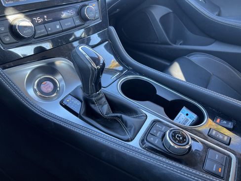 Used 2017 Nissan Maxima 3.5 SV image 26