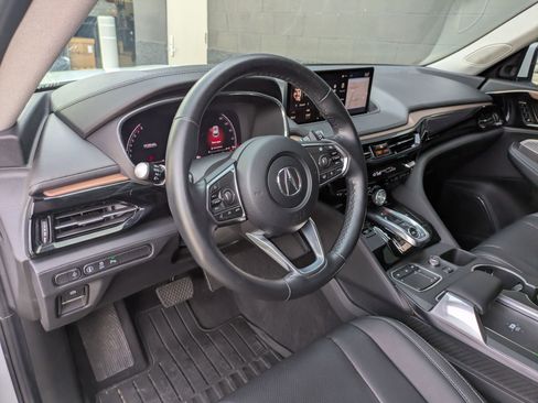 Used 2022 Acura MDX SH-AWD w/ Technology Package image 11
