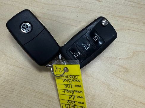 Used 2018 Volkswagen Passat 2.0T R-Line FWD image 11