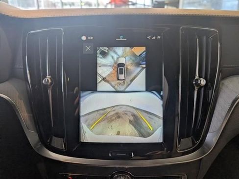 New 2026 Volvo V60 B5 Cross Country Ultra w/ Climate Package image 20