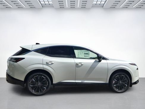 New 2026 Nissan Murano Platinum w/ Cargo Package AWD/4WD image 3