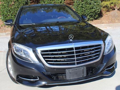 Used 2015 Mercedes-Benz S 550 4MATIC Sedan image 2