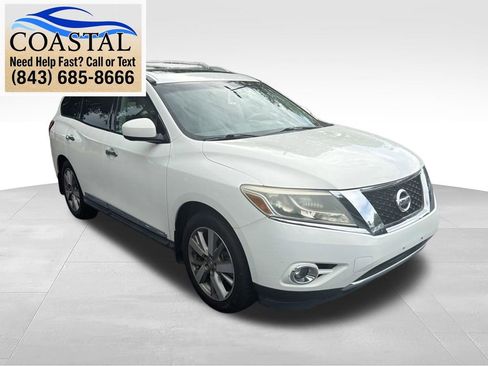 Used 2013 Nissan Pathfinder Platinum w/ Platinum Premium Pkg AWD/4WD image 4