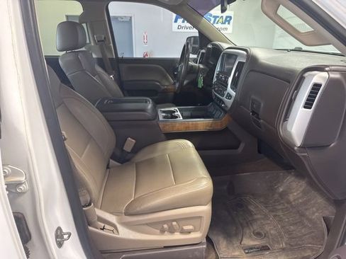Used 2014 GMC Sierra 1500 SLT w/ Suspension Package, Off-Road AWD/4WD image 30