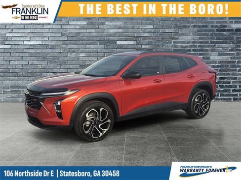 Used 2024 Chevrolet Trax RS image 1