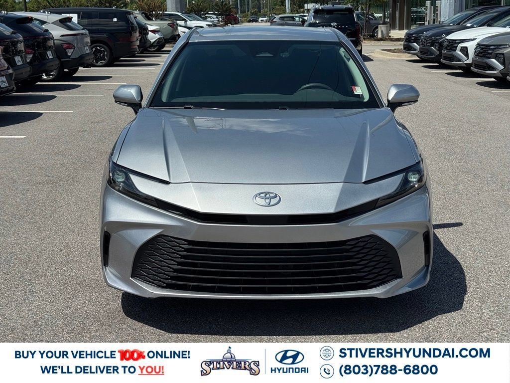 Used 2025 Toyota Camry LE FWD image 6