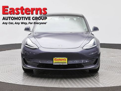 Used 2020 Tesla Model 3 Standard Range Plus RWD image 2
