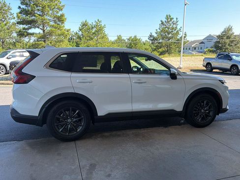 New 2026 Honda CR-V LX image 7