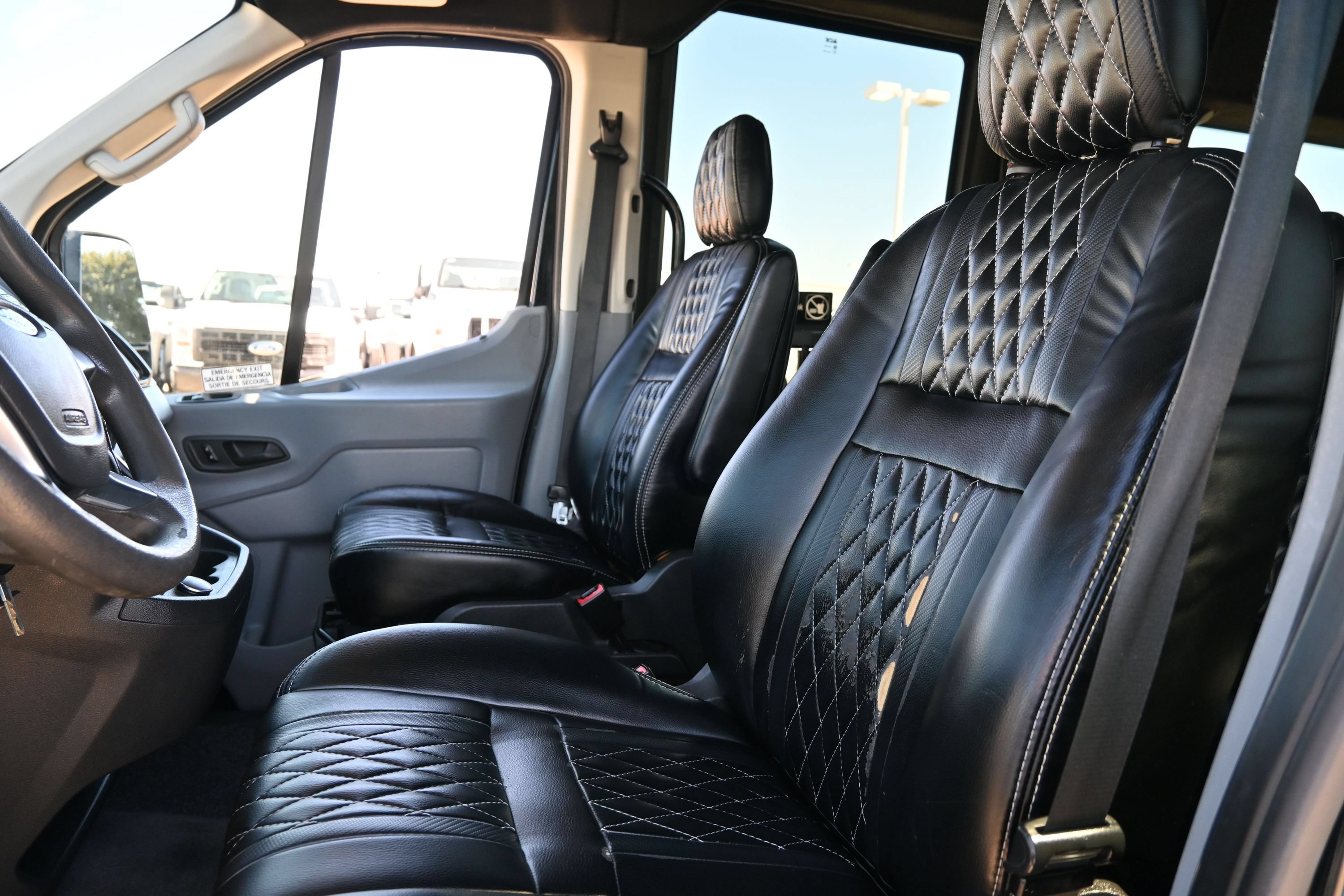 Used 2019 Ford Transit 350 XLT RWD image 28