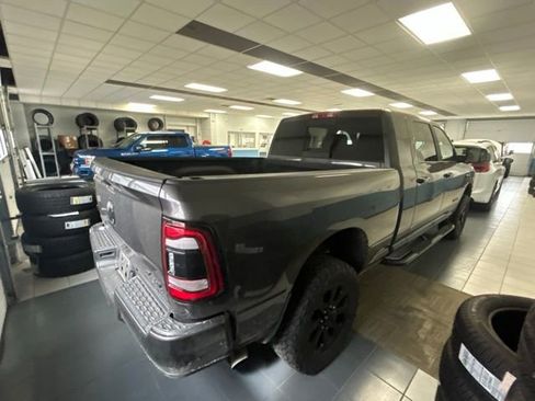 Used 2022 RAM 2500 Big Horn w/ Level C Equiment Group AWD/4WD image 5