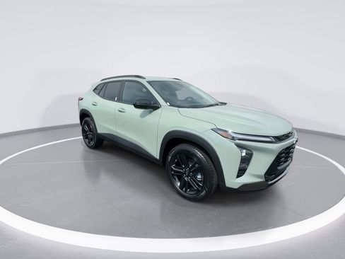 New 2026 Chevrolet Trax ACTIV image 2