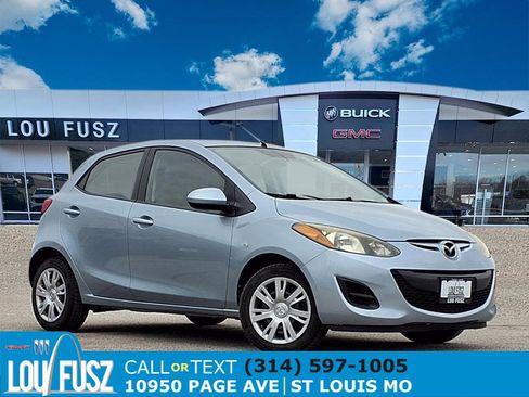 Used 2013 MAZDA MAZDA2 Sport image 1
