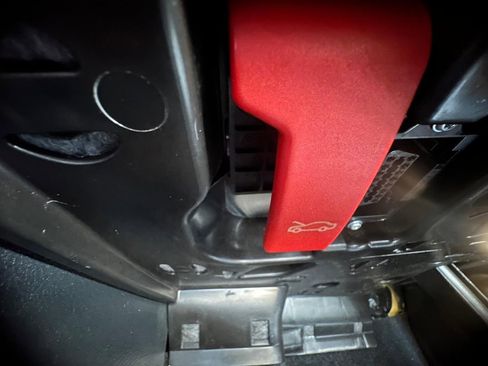 Used 2019 Mercedes-Benz E 300 4MATIC w/ Premium 1 Package image 21