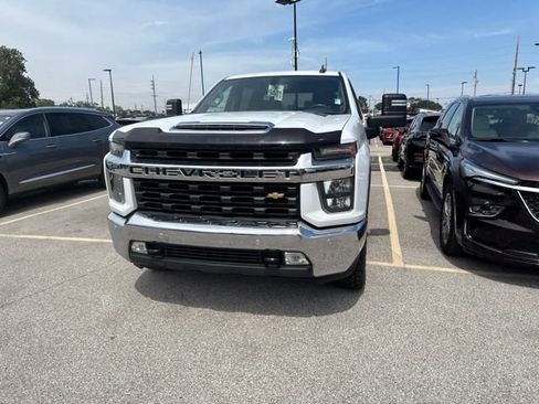 Used 2020 Chevrolet Silverado 2500 LT w/ All Star Edition AWD/4WD image 3