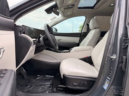 Used 2025 Hyundai Tucson SEL AWD/4WD image 2