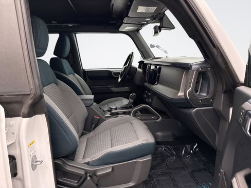 Used 2023 Ford Bronco Outer Banks image 18