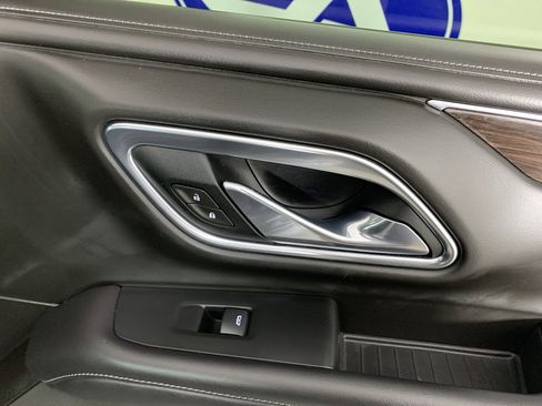 Used 2021 Chevrolet Tahoe LT w/ Luxury Package image 42