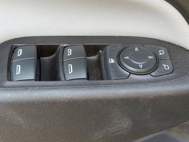 Used 2022 Chevrolet Equinox LS w/ LS Convenience Package FWD image 7