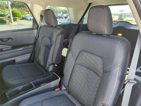 Certified 2023 Nissan Pathfinder SV w/ SV Premium Package image 26