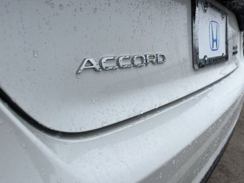 Used 2025 Honda Accord Sport image 8