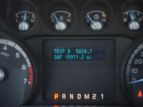 Used 2016 Ford F250 XL w/ Power Equipment Group image 13