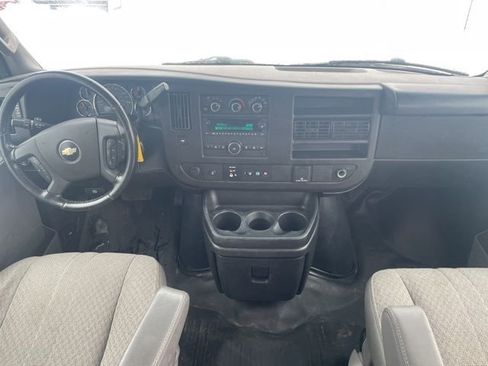 Used 2023 Chevrolet Express 3500 Work Van w/ Driver Convenience Package image 3