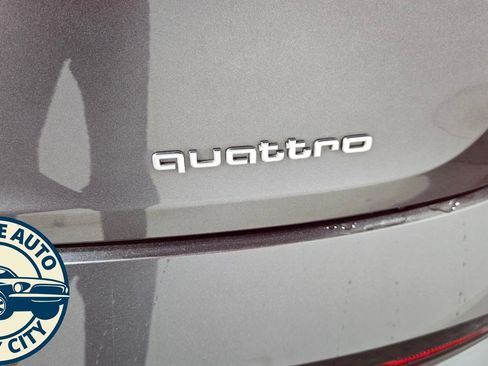 Used 2021 Audi e-tron Premium image 35