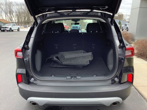 Certified 2023 Ford Escape Active w/ Tech Pack #2 AWD/4WD image 6