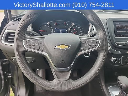 Used 2022 Chevrolet Equinox LT FWD image 8