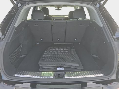 Certified 2025 Audi Q5 Premium w/ Premium Plus AWD/4WD image 11