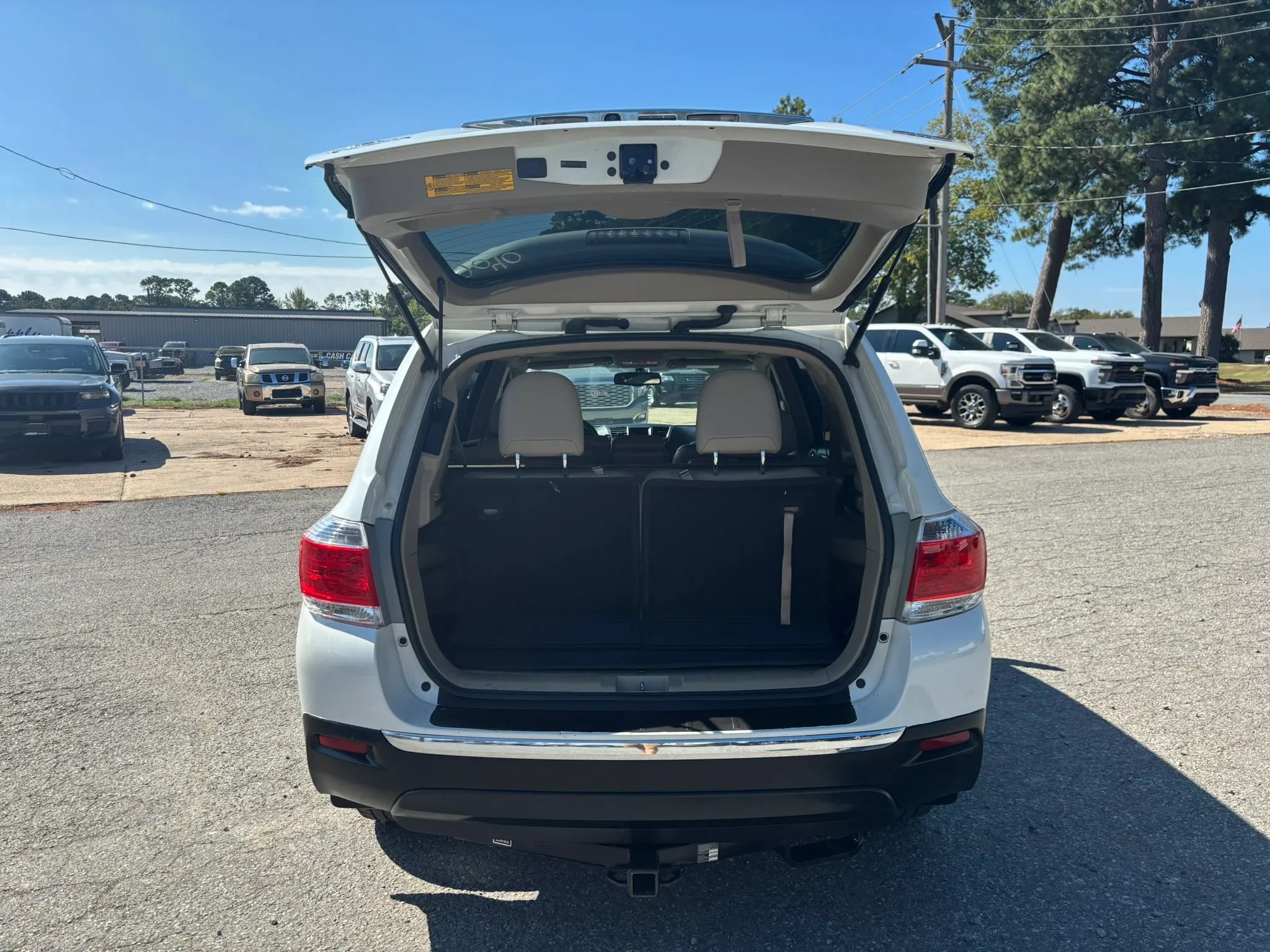 Used 2012 Toyota Highlander Limited w/ Tow Pkg AWD/4WD image 15