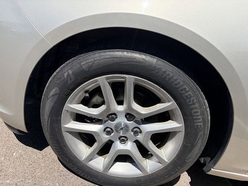 Used 2015 Chevrolet Malibu LT w/ Power Convenience Package FWD image 5