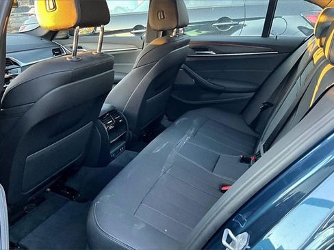 Used 2023 BMW 530i xDrive w/ Premium Package image 4