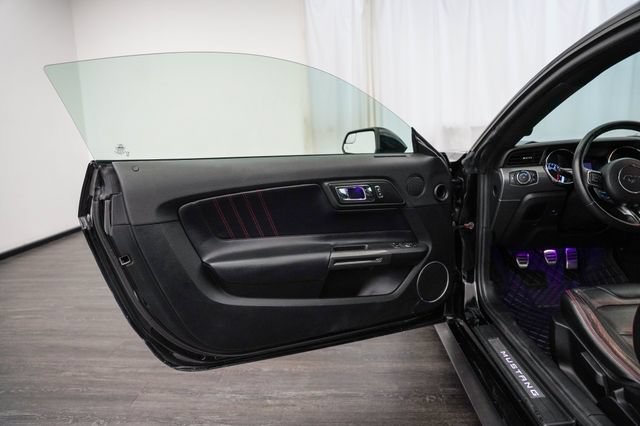 Used 2017 Ford Mustang GT Premium w/ GT Performance Package RWD image 16