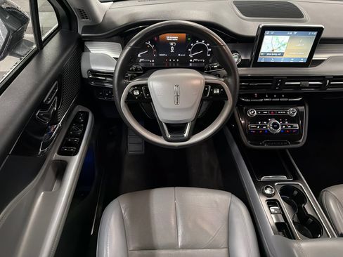 Used 2022 Lincoln Corsair AWD w/ Premium Package image 21