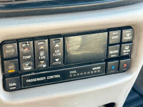 Used 2001 Buick Regal GS w/ Luxury Pkg image 9