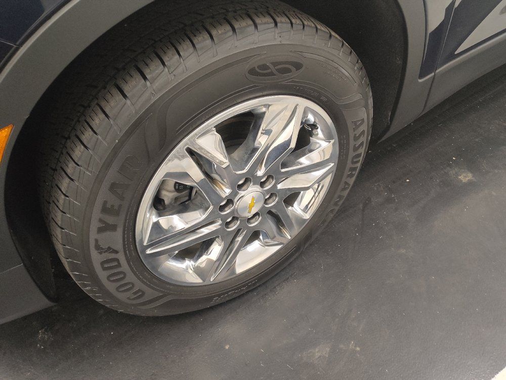 Used 2021 Chevrolet Blazer LT FWD image 31
