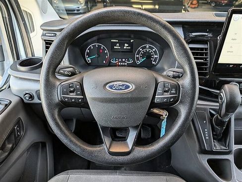 Used 2023 Ford Transit 350 XLT RWD image 19