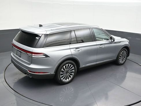 Used 2023 Lincoln Aviator Reserve image 21